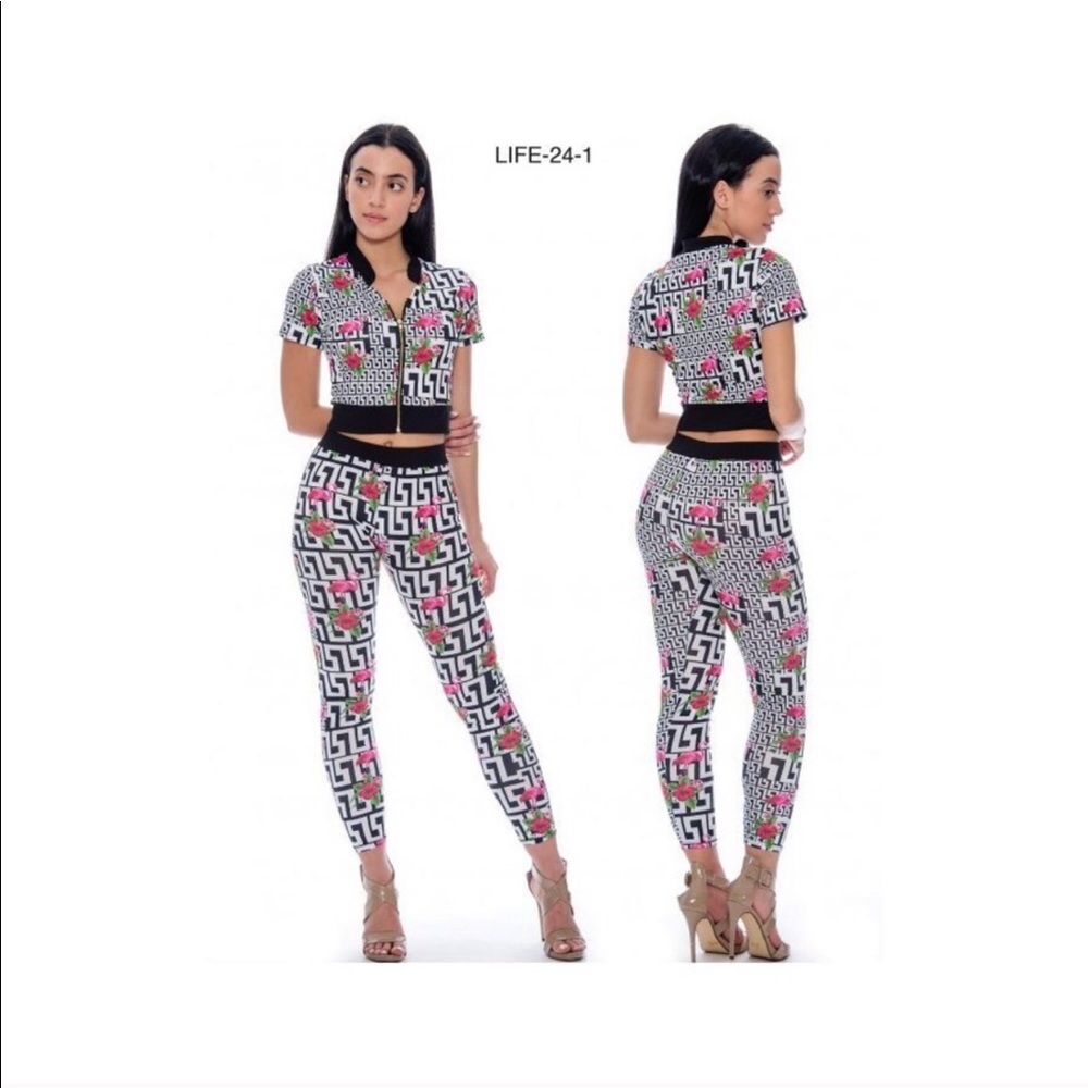 Women 2pc pattern zip up set